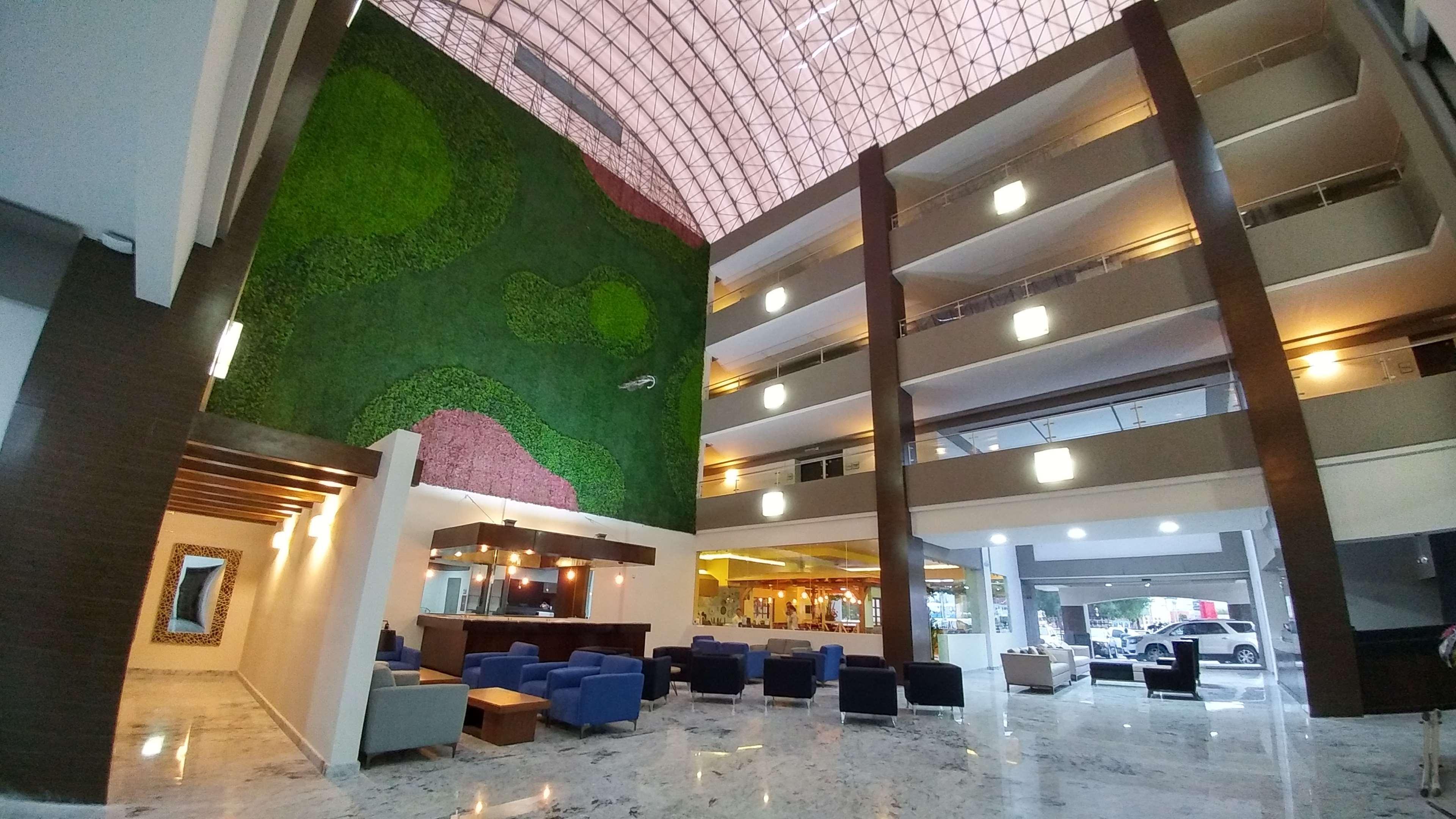 Best Western Plus Santa Cecilia Pachuca Интериор снимка