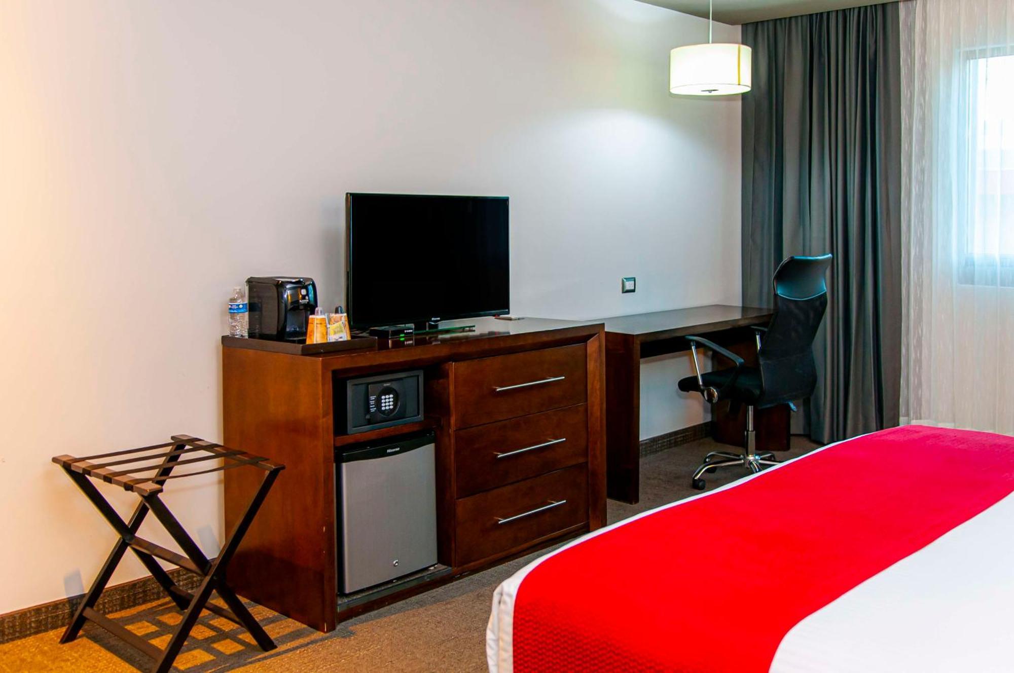 Best Western Plus Santa Cecilia Pachuca Екстериор снимка